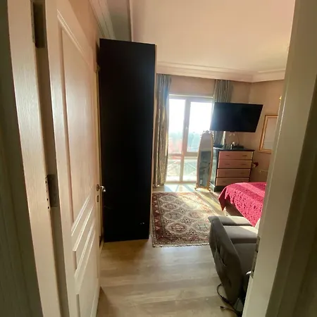 Villa Private Suitable For Families With Stunning Sea Views Buyukcekmece