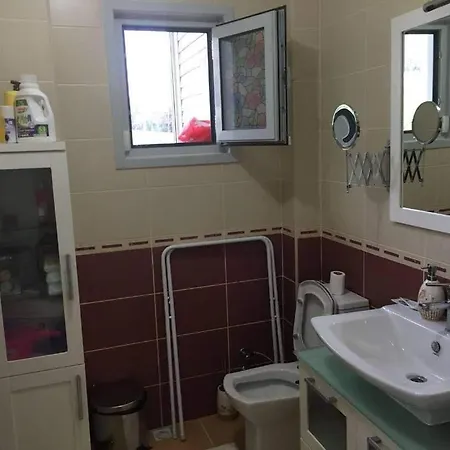 Private Suitable For Families With Stunning Sea Views ヴィラ *